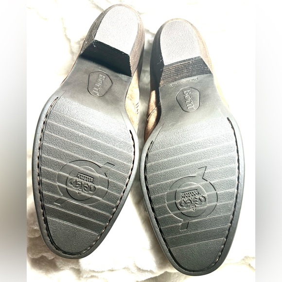 Born Distressed Brown Suede comfy ankle boots chunky heel women’s size 8.5 - Picture 9 of 11